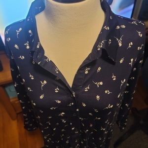 NWOT.. Isaac Mizrahi Ditsy Floral Printed Knit Top